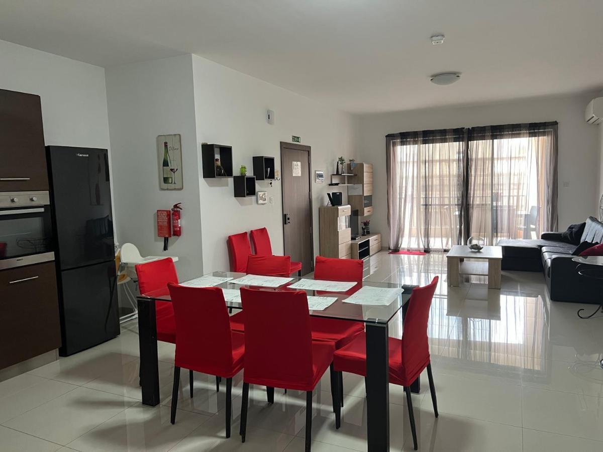 Ferienwohnung Claire'S Court Marsaxlokk Exterior foto