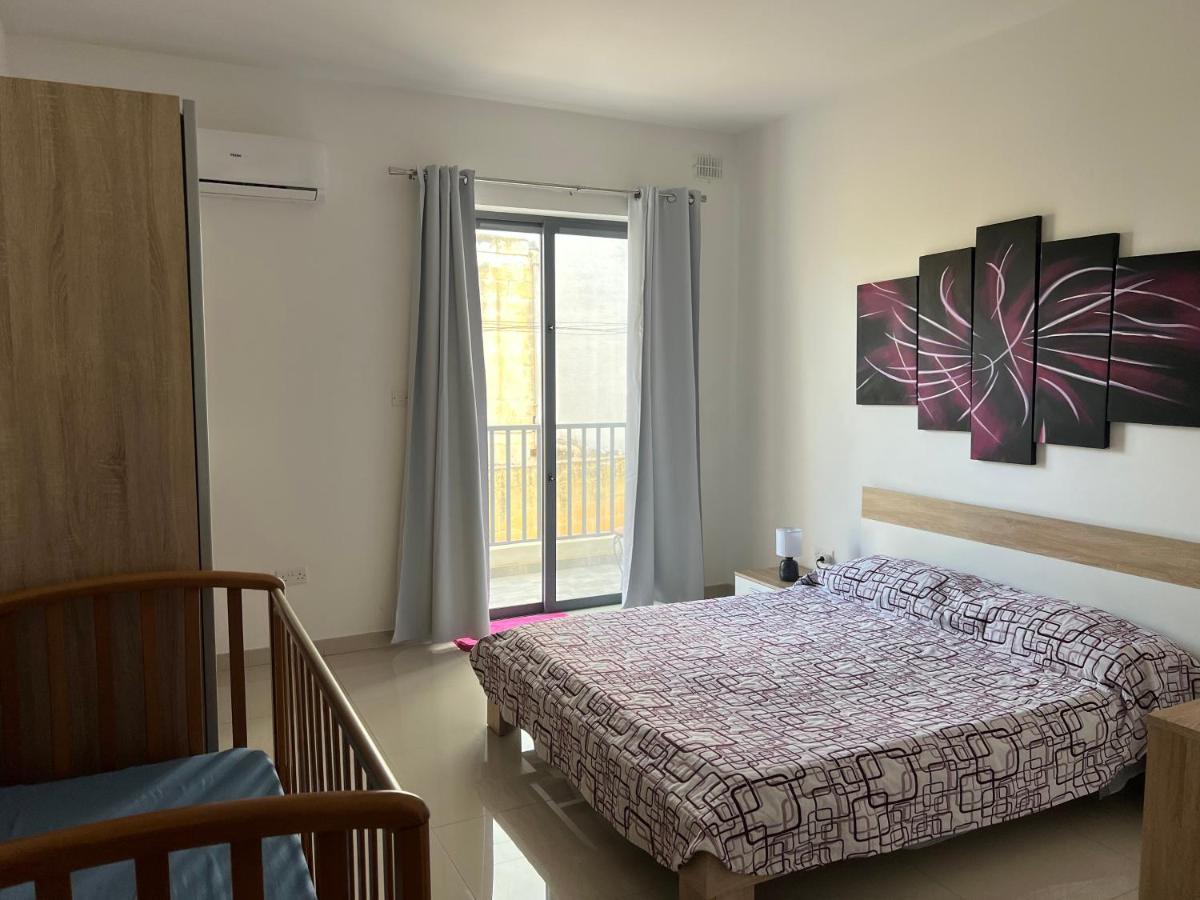 Ferienwohnung Claire'S Court Marsaxlokk Exterior foto