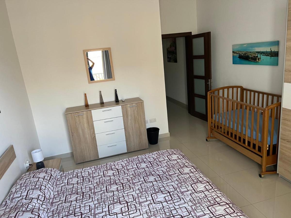 Ferienwohnung Claire'S Court Marsaxlokk Exterior foto