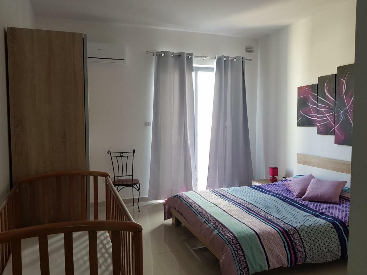 Ferienwohnung Claire'S Court Marsaxlokk Exterior foto