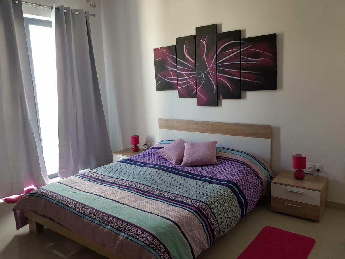 Ferienwohnung Claire'S Court Marsaxlokk Exterior foto